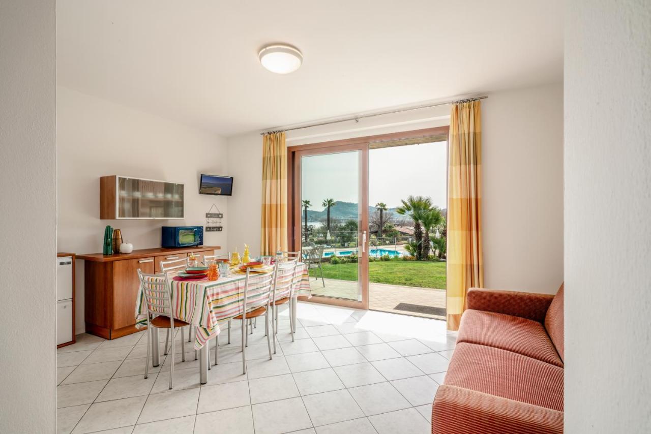 Onda Blu Resort Manerba del Garda Ngoại thất bức ảnh